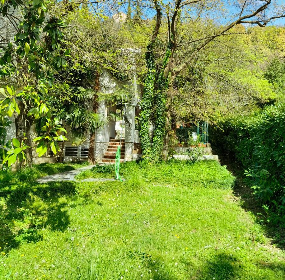 Nada 5 Star, Something Really Special, Full Service Included Villa Omišalj